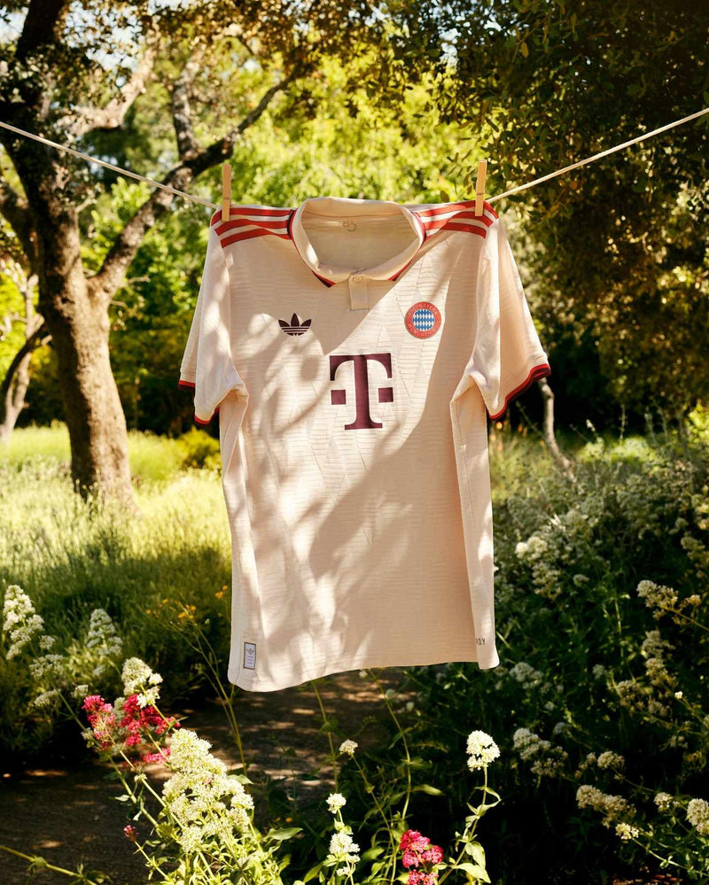 Bayern away 23/24 -  Torcedor Masculina